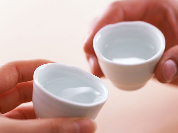 酒不仅是饮品，更是一种文化